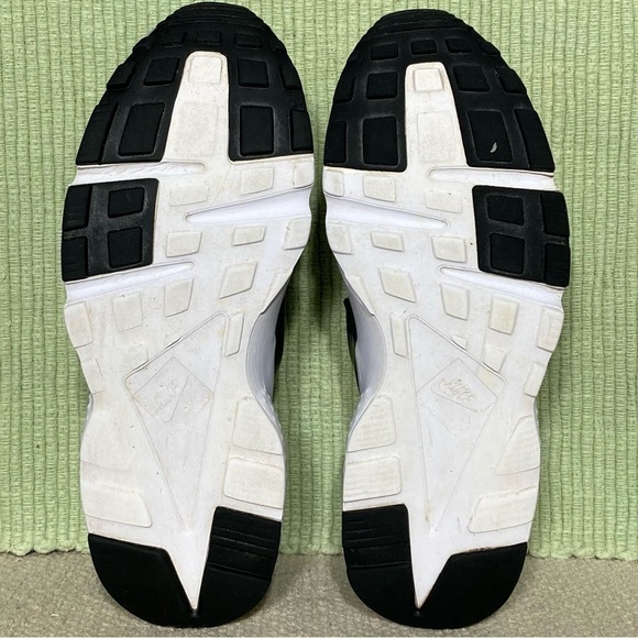 Nike Youth Air Huarache Run Grey Running Sneakers Shoes Sizes US 7Y & Wmns 8.5 - Picture 8 of 11